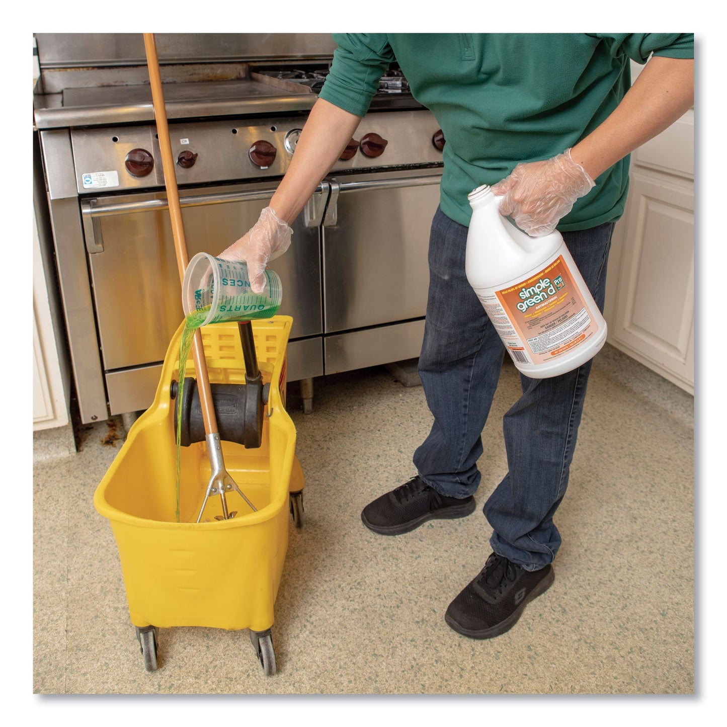 d Pro 3 Plus Antibacterial Concentrate, Herbal, 1 gal Bottle, 6/Carton - OrderMe
